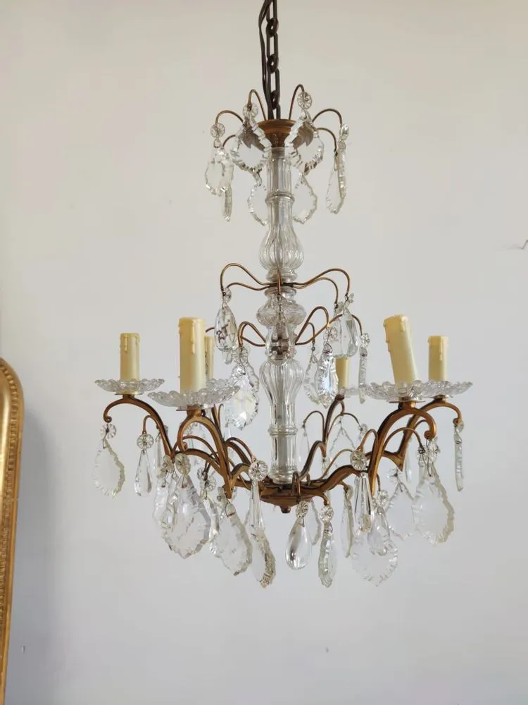 Medium cage chandelier with pendants and brass frame in louis xv style