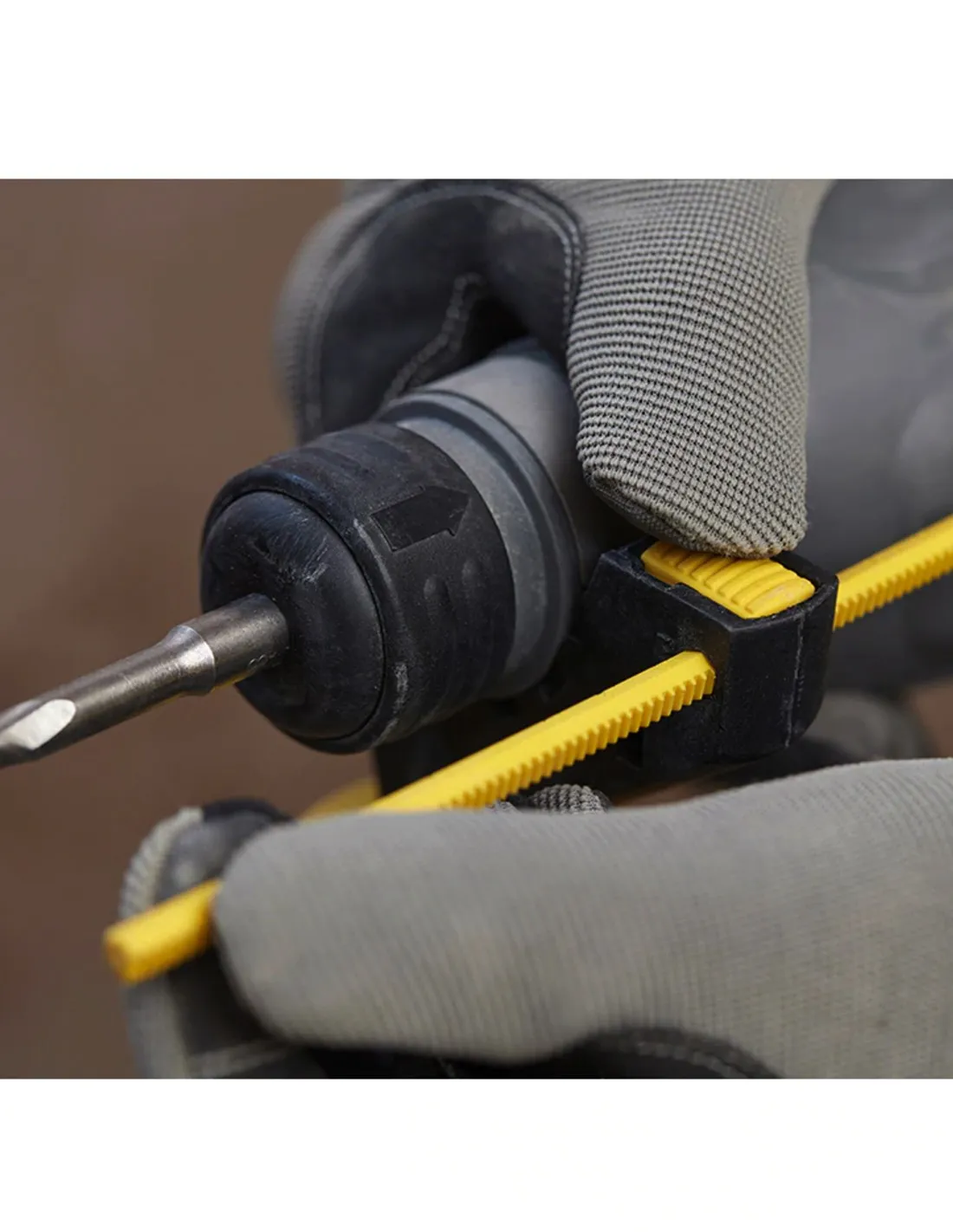 STANLEY FatMax Kit SVK203 (SFMCH900 + SFMCG400 + 2 x 4,0 Ah + Chargeur + 2 x TSTAK II)